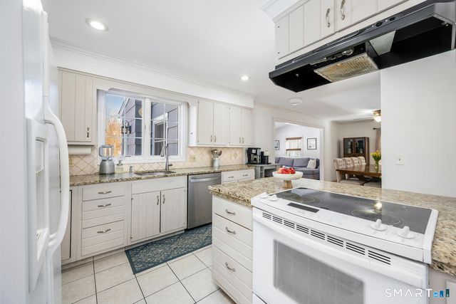 68 Longview Road, Monroe, CT 06468