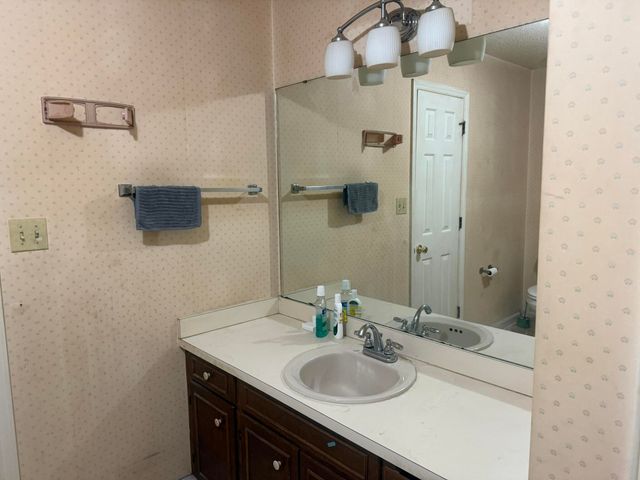 2042 Clifton Circle, Orangeburg, SC 29118