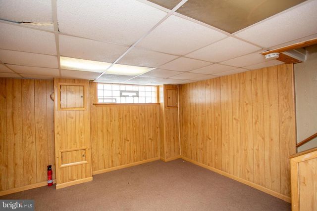 8617 RUGBY ST, Philadelphia, PA 19150