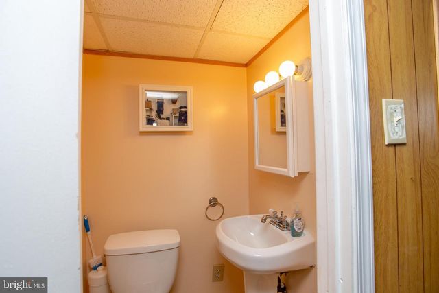 8617 RUGBY ST, Philadelphia, PA 19150