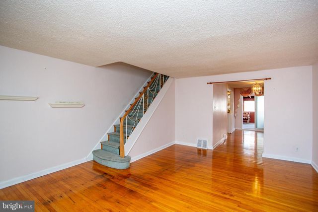 8617 RUGBY ST, Philadelphia, PA 19150