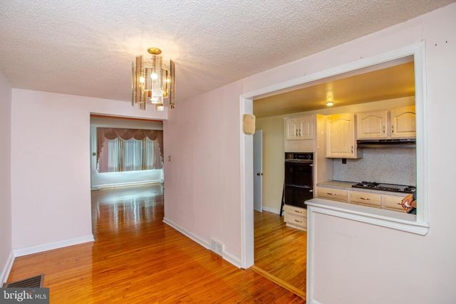 8617 RUGBY ST, Philadelphia, PA 19150