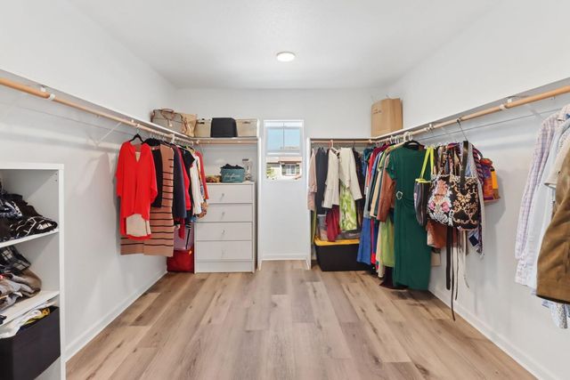 2960 Ottumwa Dr, Sacramento, CA 95835