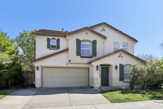 2960 Ottumwa Dr, Sacramento, CA 95835