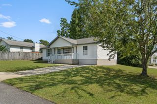 329 Ray Avenue, Crestview, FL 32536