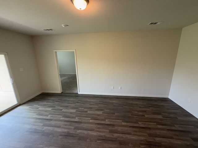 3637 Silver Maple Lane, Dallas, TX 75253