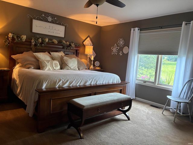 9512 CAMBERWELL Drive, Fort Wayne, IN 46804