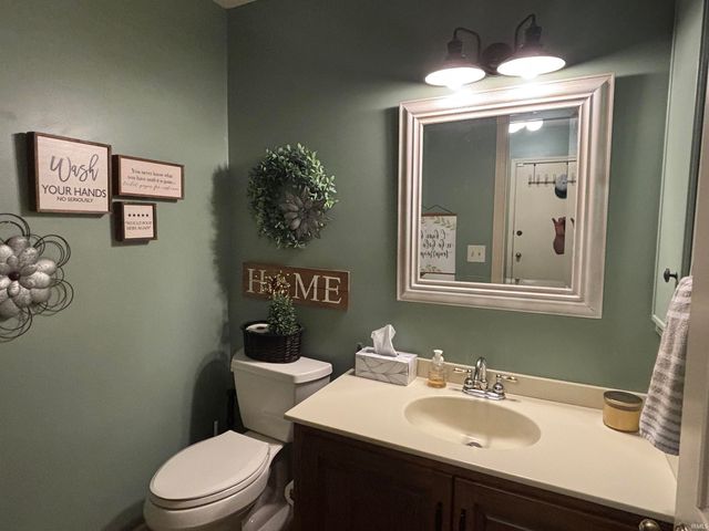 9512 CAMBERWELL Drive, Fort Wayne, IN 46804