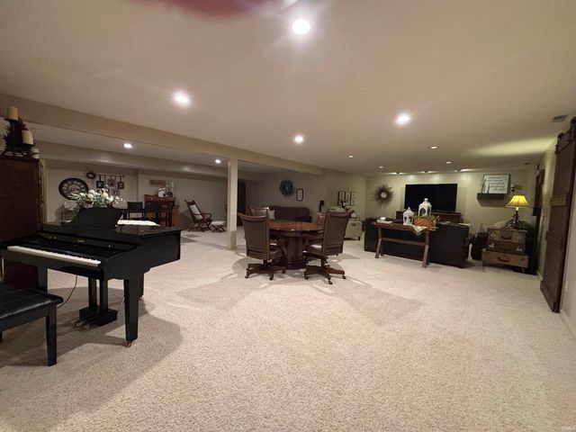 9512 CAMBERWELL Drive, Fort Wayne, IN 46804