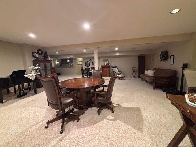 9512 CAMBERWELL Drive, Fort Wayne, IN 46804