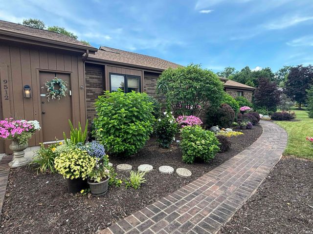 9512 CAMBERWELL Drive, Fort Wayne, IN 46804