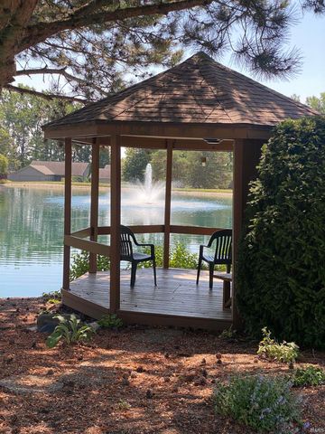 9512 CAMBERWELL Drive, Fort Wayne, IN 46804