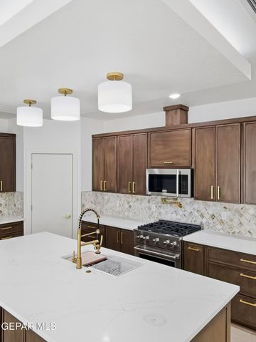 7405 NORTE MESA Lane, El Paso, TX 79934