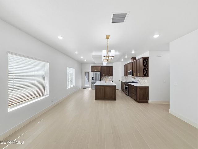 7405 NORTE MESA Lane, El Paso, TX 79934