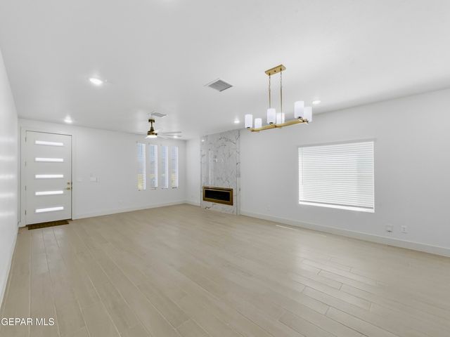 7405 NORTE MESA Lane, El Paso, TX 79934