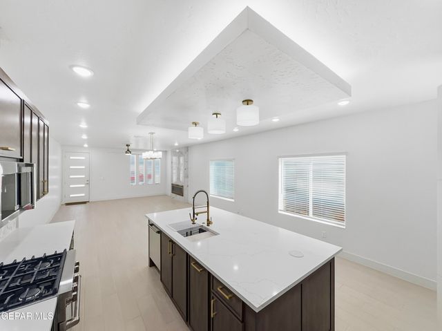 7405 NORTE MESA Lane, El Paso, TX 79934