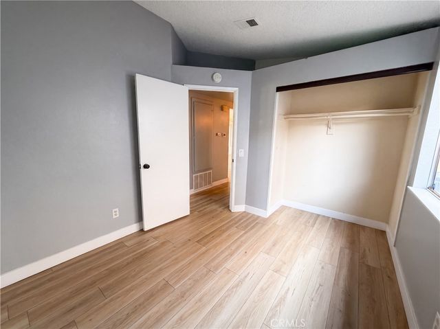 1873 Topeka, Colton, CA 92324