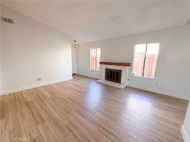 1873 Topeka, Colton, CA 92324