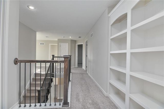 2761 W Park Street, Olathe, KS 66061