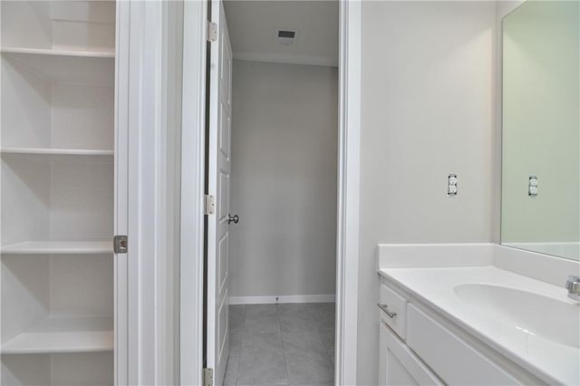 2761 W Park Street, Olathe, KS 66061