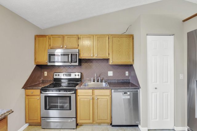 6064 Northbend Drive, Canal Winchester, OH 43110