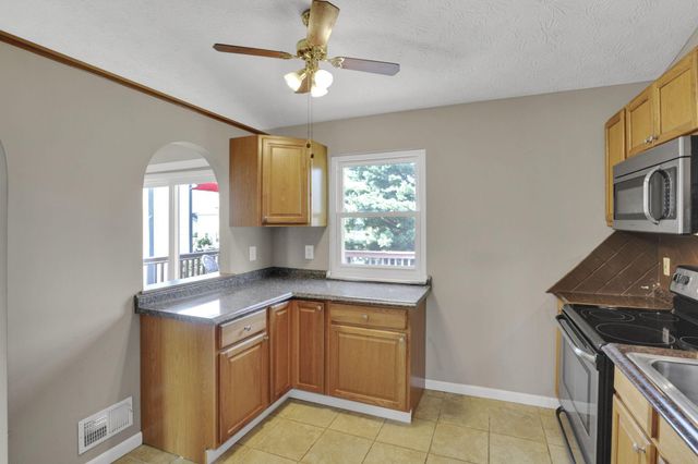 6064 Northbend Drive, Canal Winchester, OH 43110