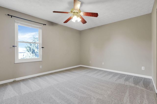 6064 Northbend Drive, Canal Winchester, OH 43110
