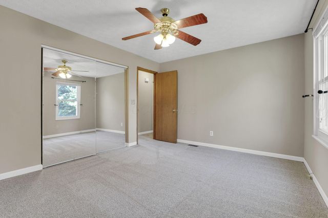 6064 Northbend Drive, Canal Winchester, OH 43110