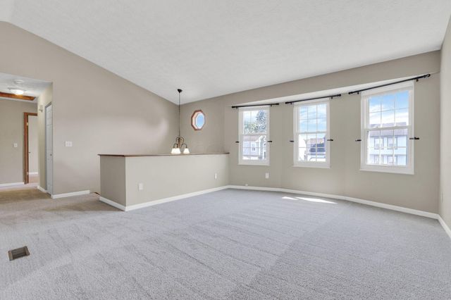 6064 Northbend Drive, Canal Winchester, OH 43110