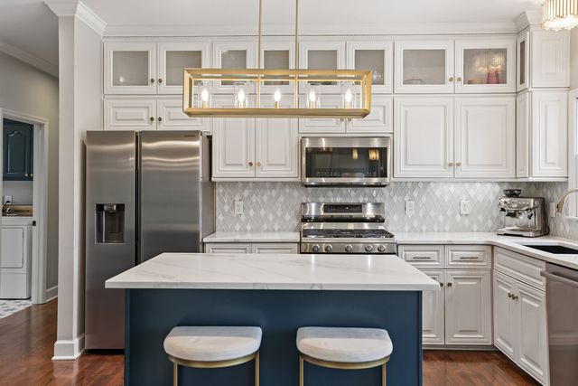 1620 Oakhall Dr, Brentwood, TN 37027