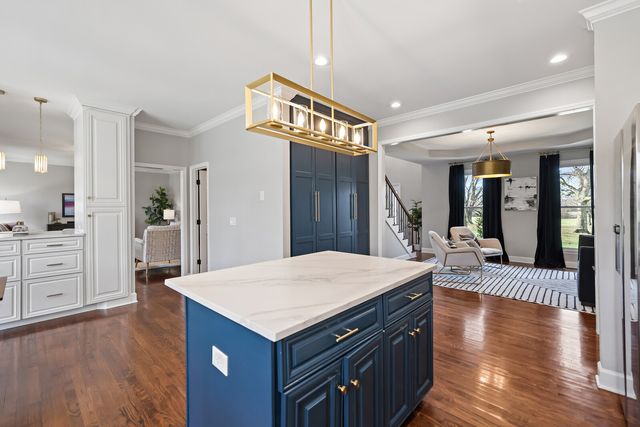 1620 Oakhall Dr, Brentwood, TN 37027