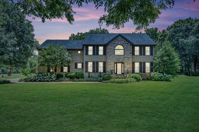 1620 Oakhall Dr, Brentwood, TN 37027