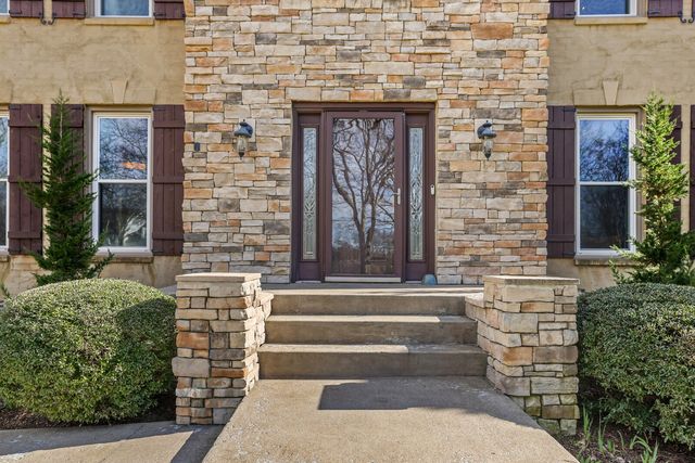 1620 Oakhall Dr, Brentwood, TN 37027