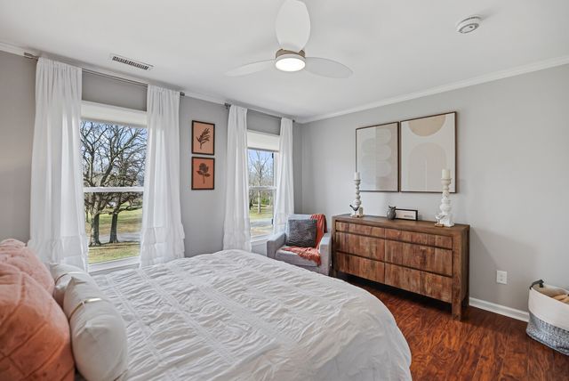 1620 Oakhall Dr, Brentwood, TN 37027