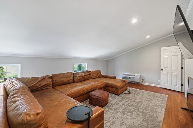 1620 Oakhall Dr, Brentwood, TN 37027