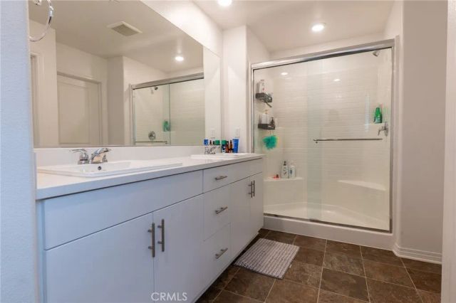 2464 Gunner Ridge, Rialto, CA 92377