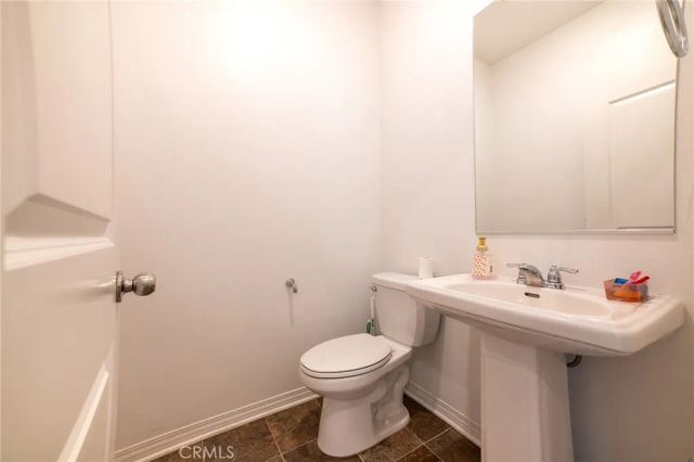 2464 Gunner Ridge, Rialto, CA 92377
