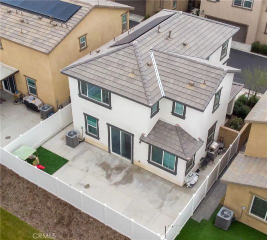 2464 Gunner Ridge, Rialto, CA 92377