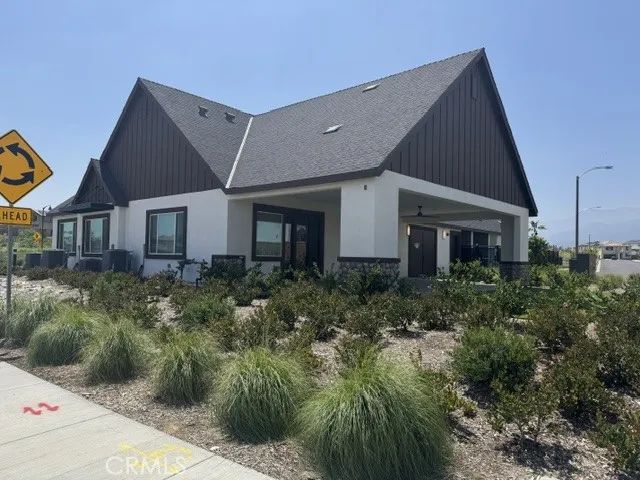 2464 Gunner Ridge, Rialto, CA 92377