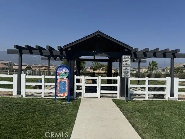 2464 Gunner Ridge, Rialto, CA 92377