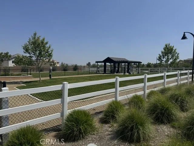 2464 Gunner Ridge, Rialto, CA 92377