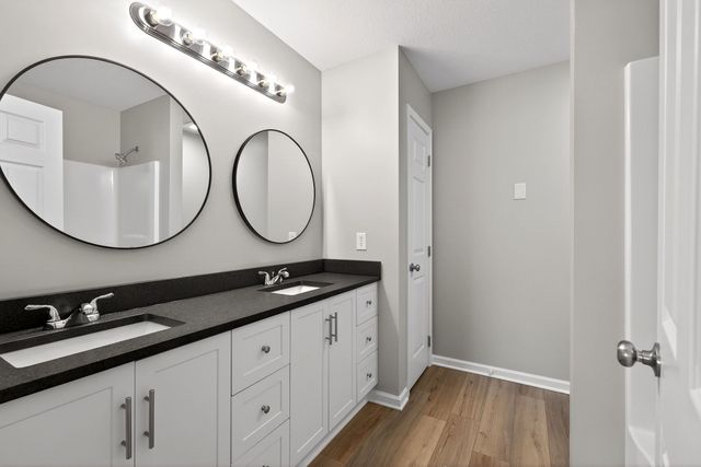 208 Frontier Dr, Grimsley, TN 38565