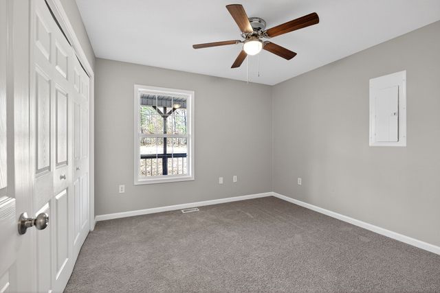 208 Frontier Dr, Grimsley, TN 38565