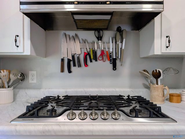 908 Fagan Springs Drive SE, Huntsville, AL 35801