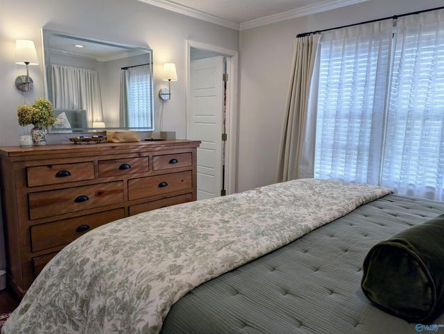 908 Fagan Springs Drive SE, Huntsville, AL 35801