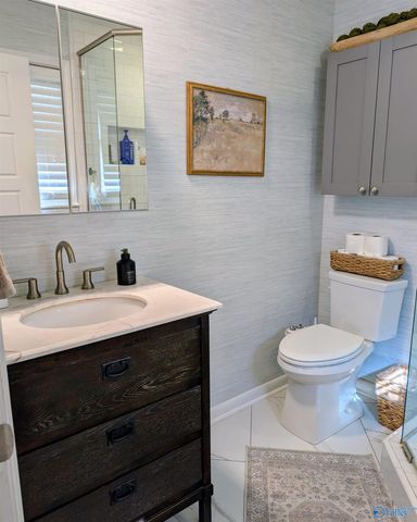 908 Fagan Springs Drive SE, Huntsville, AL 35801