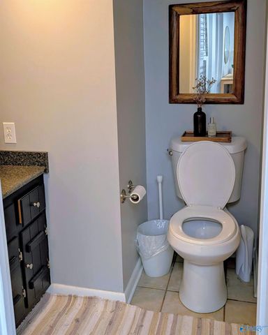 908 Fagan Springs Drive SE, Huntsville, AL 35801