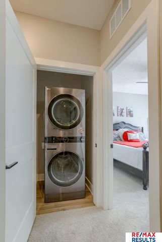 1903 S 7th Street, Omaha, NE 68108