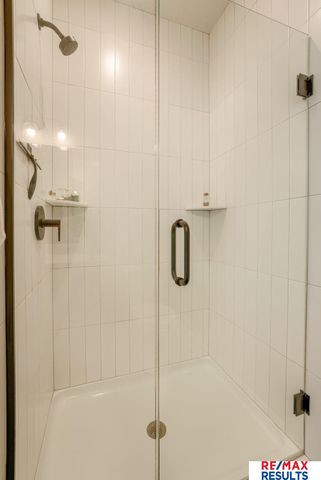 1903 S 7th Street, Omaha, NE 68108