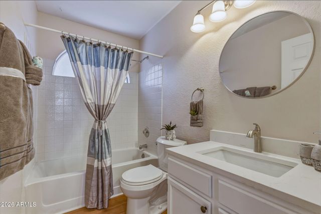 8058 W LAUREL Lane, Peoria, AZ 85345